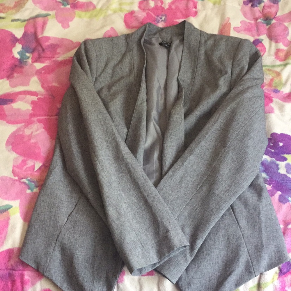 Gray “suit”?